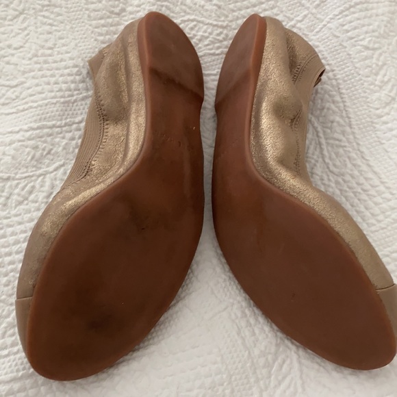 Cole Hana Gold Ballerina Flats, 9 - Picture 3 of 3